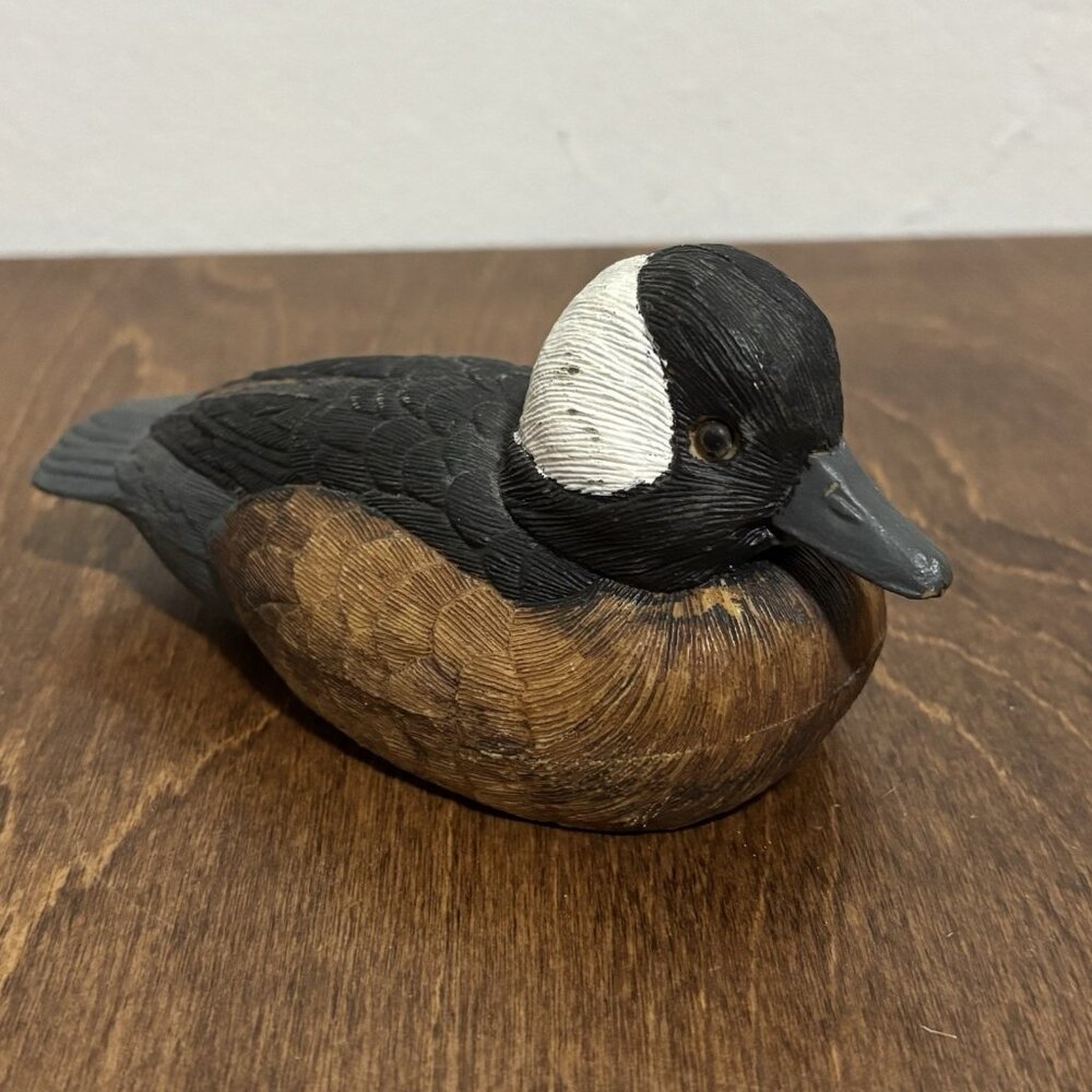 Cute‎ Duck Duckling Plastic Figurine Painted Patina Shelf Sitter Decor Country